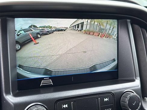 Used 2022 Chevrolet Colorado LT w/ Fleet Safety Package RWD image 13