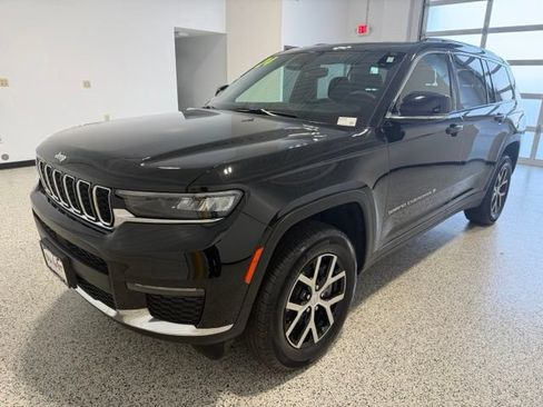 Used 2024 Jeep Grand Cherokee L Limited w/ Trailer Tow Package AWD/4WD image 6