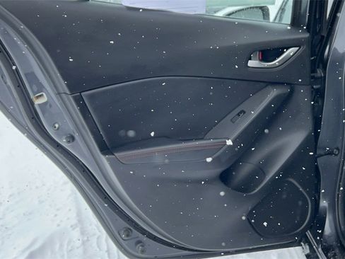 Used 2014 MAZDA MAZDA3 i Grand Touring image 29