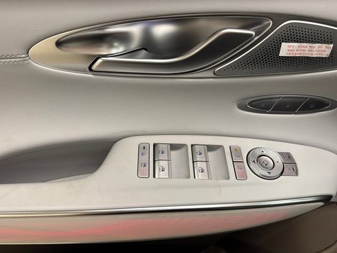 New 2026 Genesis GV70 2.5T Advanced AWD/4WD image 11