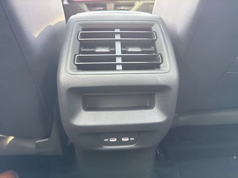 New 2026 Volkswagen Tiguan SE R-Line AWD/4WD image 22