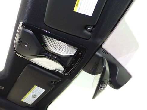 Used 2023 BMW i4 eDrive40 image 17