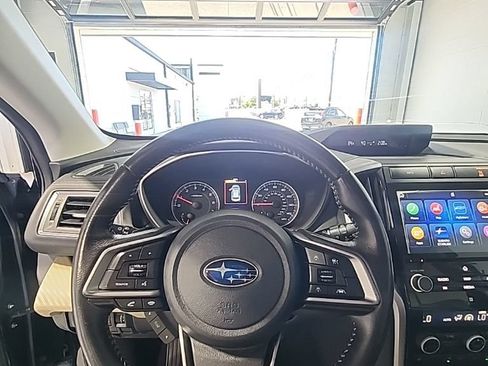 Used 2019 Subaru Ascent Premium AWD/4WD image 8