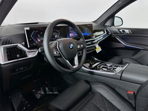 New 2026 BMW X5 xDrive40i w/ Climate Comfort Package image 9