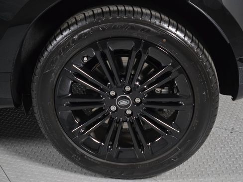 Used 2024 Land Rover Range Rover Evoque Dynamic SE image 10