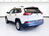 Used 2016 Jeep Cherokee Sport image 6