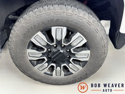 Used 2024 GMC Sierra 2500 Denali w/ Denali Reserve Package image 33