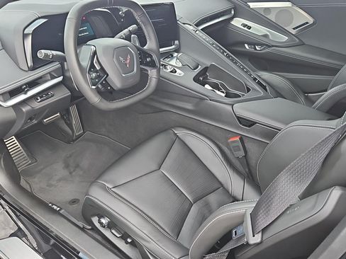 Used 2023 Chevrolet Corvette Stingray Preferred Cpe w/ Z51 Performance Package RWD image 15