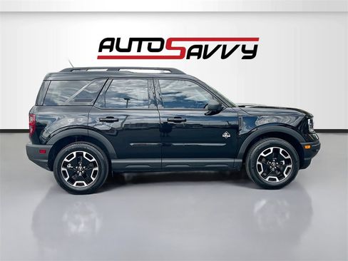 Used 2023 Ford Bronco Sport Outer Banks w/ Tech Package image 8
