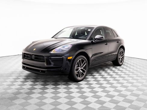 New 2026 Porsche Macan image 1