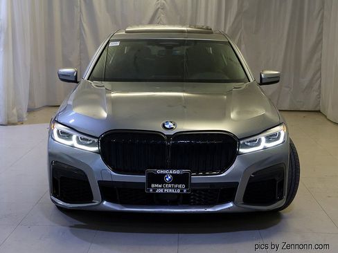 Certified 2022 BMW 750i xDrive w/ Executive Package AWD/4WD image 5