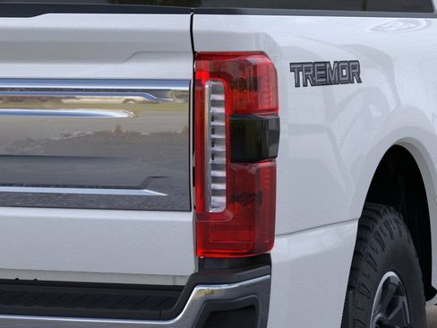 New 2026 Ford F350 4x4 Crew Cab Super Duty image 21