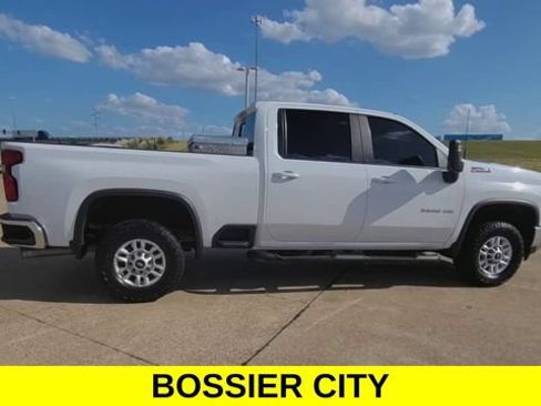 Certified 2023 Chevrolet Silverado 2500 LT w/ Convenience Package AWD/4WD image 9