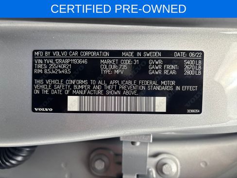 Certified 2023 Volvo XC60 B5 Ultimate w/ Climate Package image 37