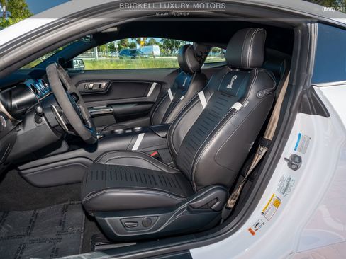 Used 2022 Ford Mustang Shelby GT500 w/ Handling Package image 6
