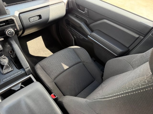 Used 2026 Toyota 4Runner SR5 AWD/4WD image 24