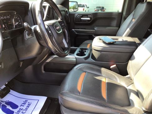 Used 2021 GMC Sierra 1500 AT4 w/ AT4 Premium Package AWD/4WD image 3
