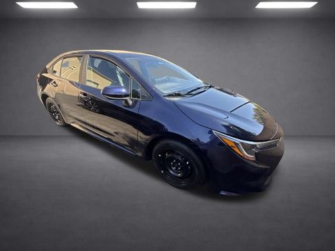 Used 2024 Toyota Corolla LE FWD image 6