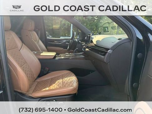Used 2022 Cadillac Escalade Sport w/ Touring Package AWD/4WD image 7
