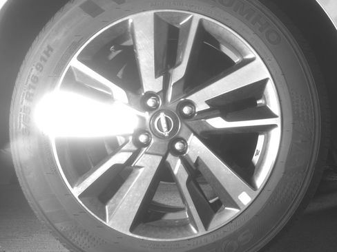 Used 2025 Nissan Versa SV image 15