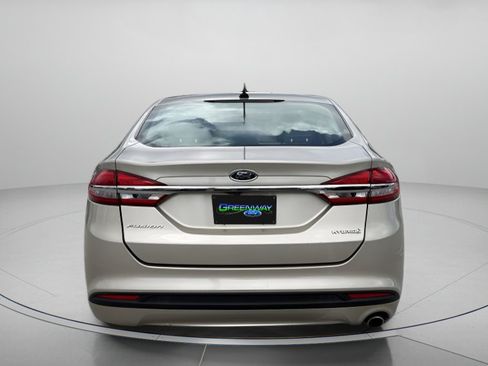 Used 2017 Ford Fusion S FWD image 4