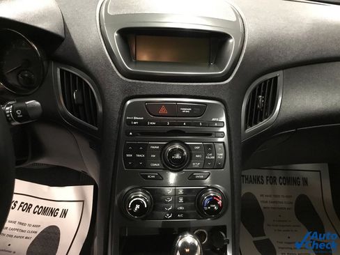 Used 2012 Hyundai Genesis 2.0T image 38