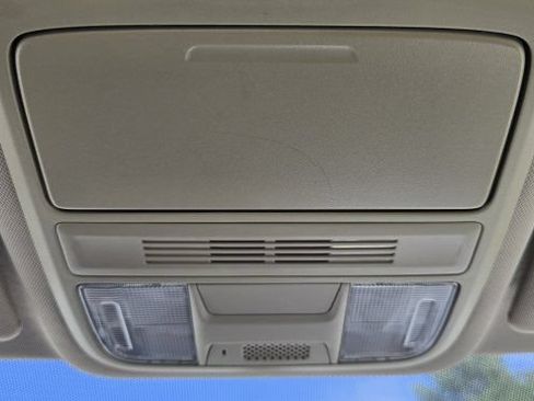 Used 2016 Honda Accord LX image 28
