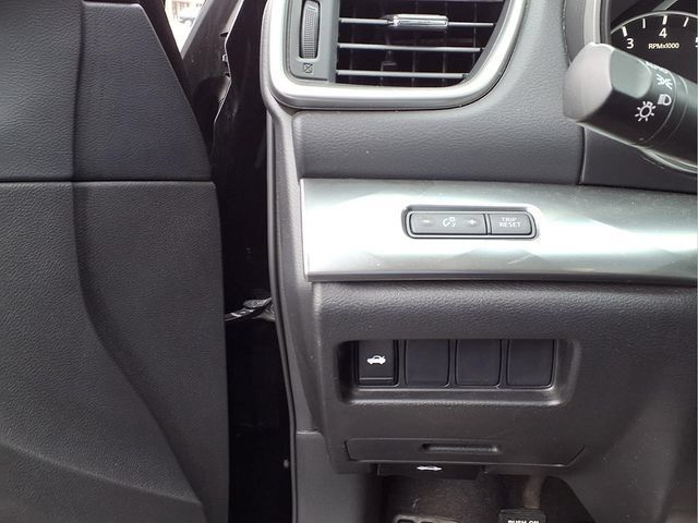 Used 2023 Nissan Maxima SV w/ Floor Mat Group FWD image 13