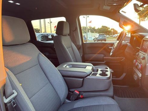 Certified 2022 Chevrolet Silverado 1500 LT image 9