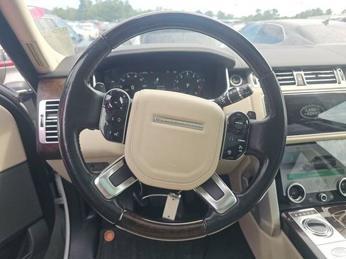 Used 2019 Land Rover Range Rover HSE AWD/4WD image 6