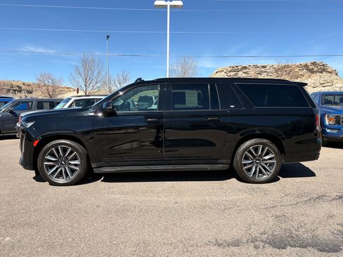 Used 2021 Cadillac Escalade ESV Sport w/ Driver Assist Tech Package image 2