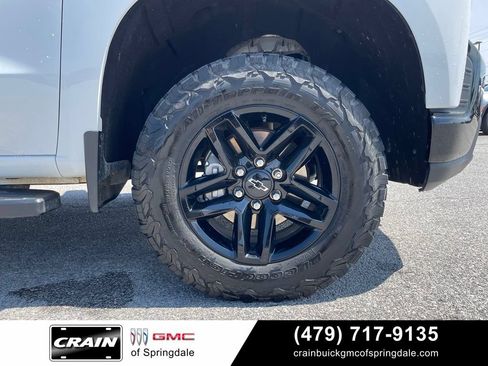 Used 2021 Chevrolet Silverado 1500 LT Trail Boss w/ Convenience Package II AWD/4WD image 31