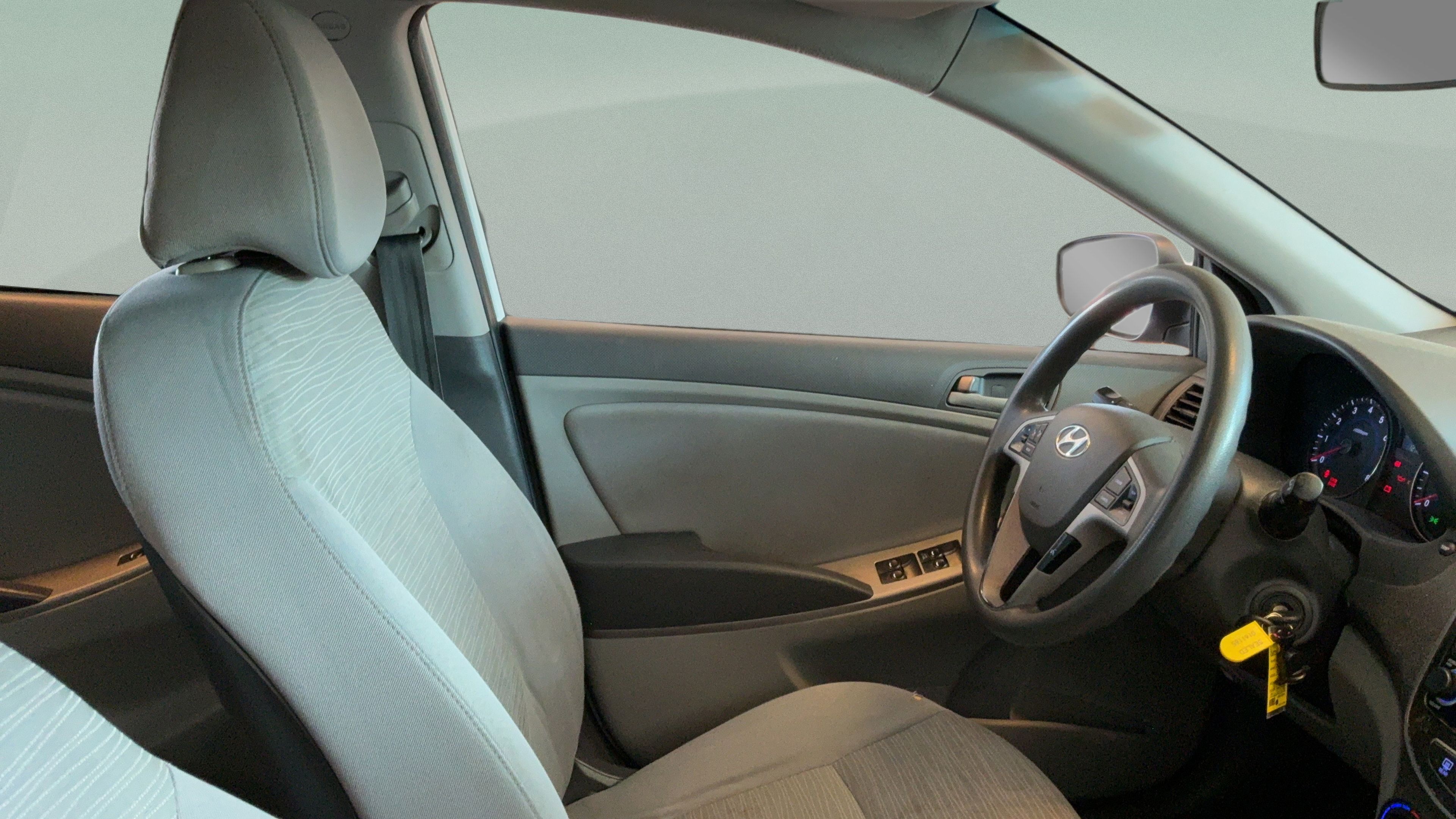 Used 2017 Hyundai Accent Value Edition FWD image 29