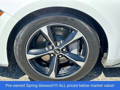 Used 2022 Ford Mustang GT RWD image 13