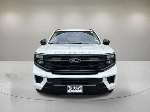 Certified 2025 Ford Expedition Active AWD/4WD image 2