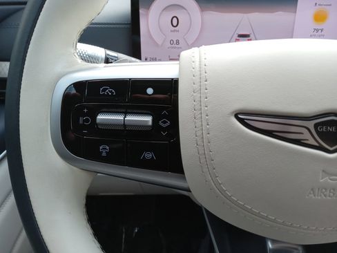Used 2025 Genesis GV80 3.5T Prestige AWD/4WD image 22