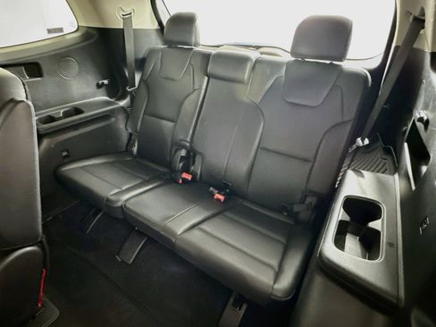 Used 2022 Kia Telluride EX w/ EX Premium Package FWD image 30