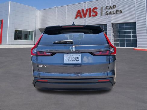 Used 2025 Honda CR-V LX image 9