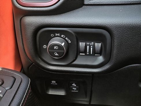 Used 2025 RAM 1500 Rebel w/ Rebel Level 1 Equipment Group AWD/4WD image 18