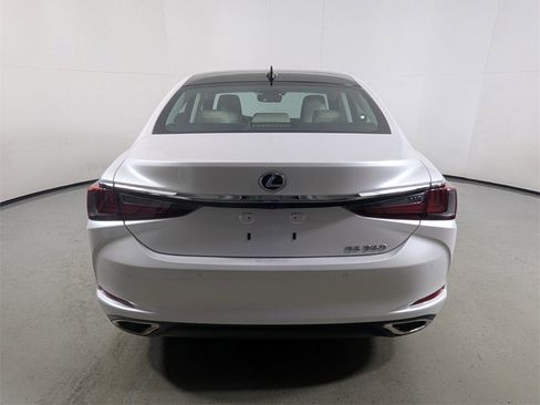 Used 2024 Lexus ES 350 Luxury w/ Technology Package image 6