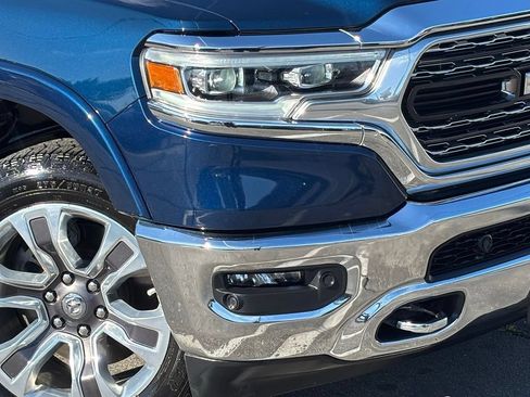 Used 2023 RAM 1500 Limited AWD/4WD image 11