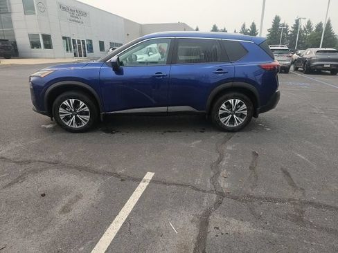 Used 2023 Nissan Rogue SV w/ SV Premium B Package AWD/4WD image 4