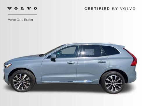Certified 2023 Volvo XC60 B5 Plus AWD/4WD image 4