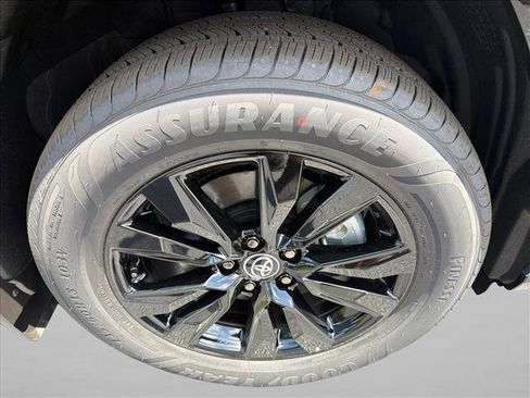 Used 2026 Toyota RAV4 SE AWD/4WD image 12