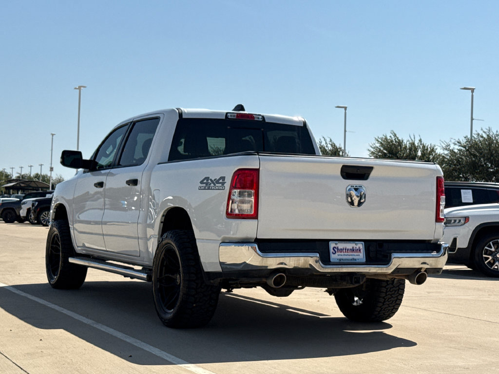 Used 2024 RAM 1500 Big Horn AWD/4WD image 7