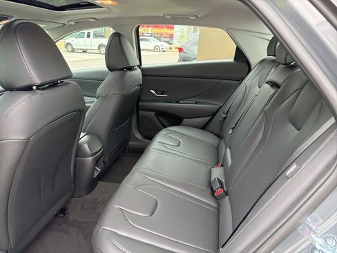 New 2026 Hyundai Elantra Limited FWD image 13