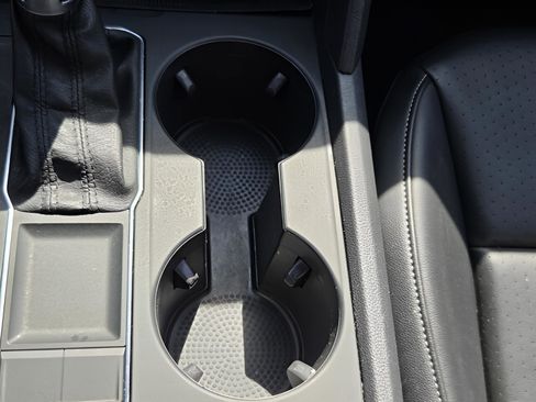 Used 2019 Volkswagen Atlas SE w/ Panoramic Sunroof Package image 23