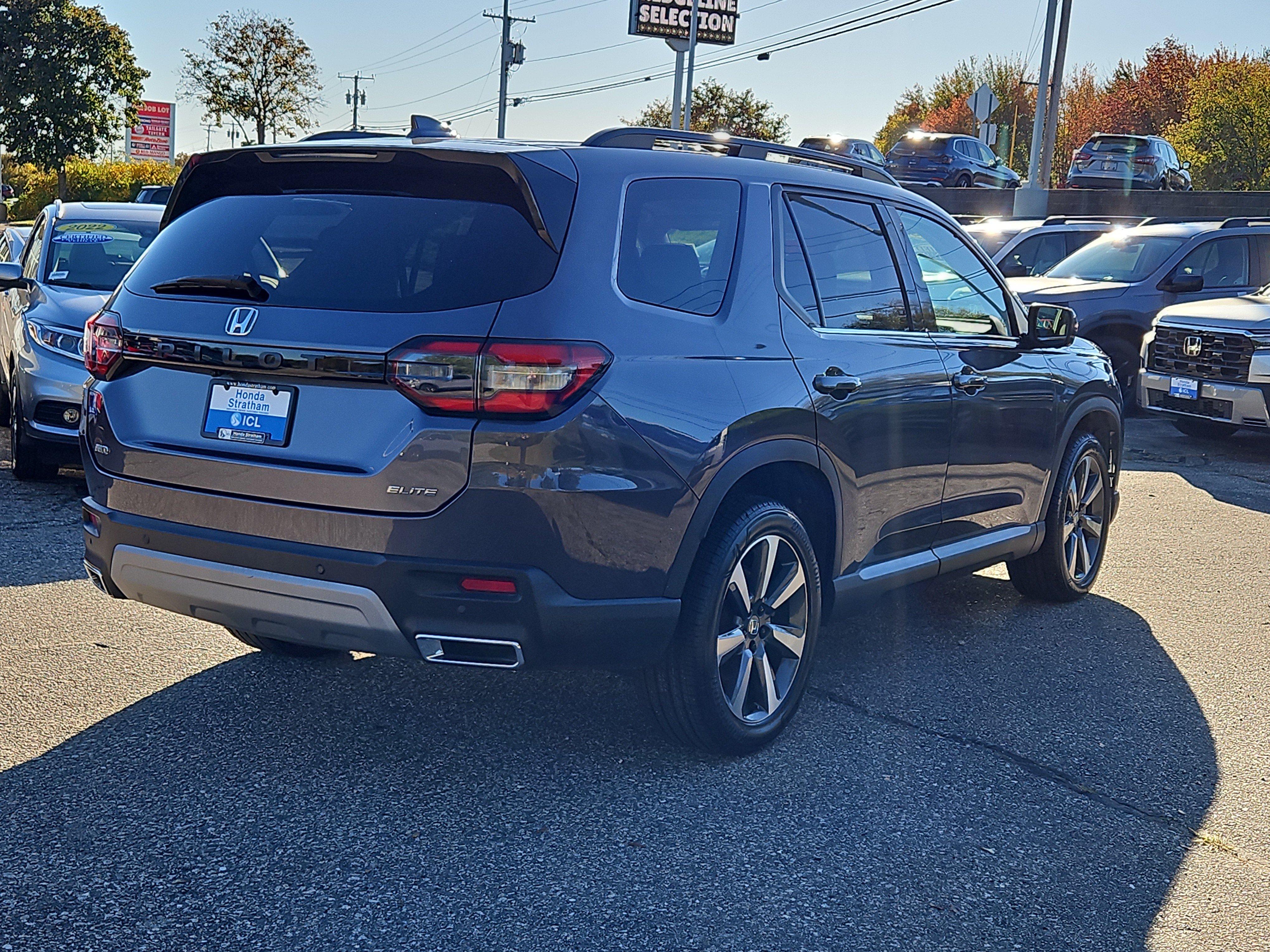 Certified 2025 Honda Pilot Elite image 7