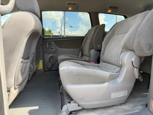 Used 2006 Toyota Sienna FWD image 15