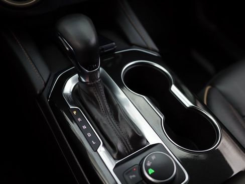 Used 2023 Chevrolet Blazer Premier w/ Enhanced Convenience Package image 21